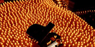 Candlelight At The Meat Market Piano player in candlelight